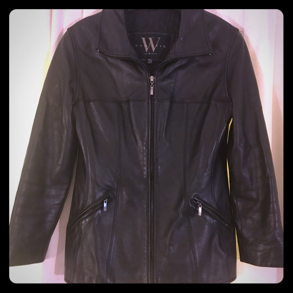 Hardly used female leather jacket!